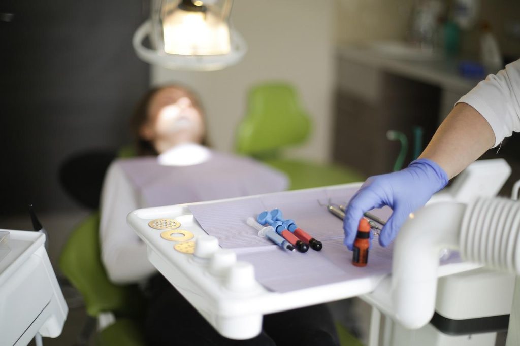 Stap-voor-stap gids naar wittere tanden met mondhygiëne en veilige bleekmethodes